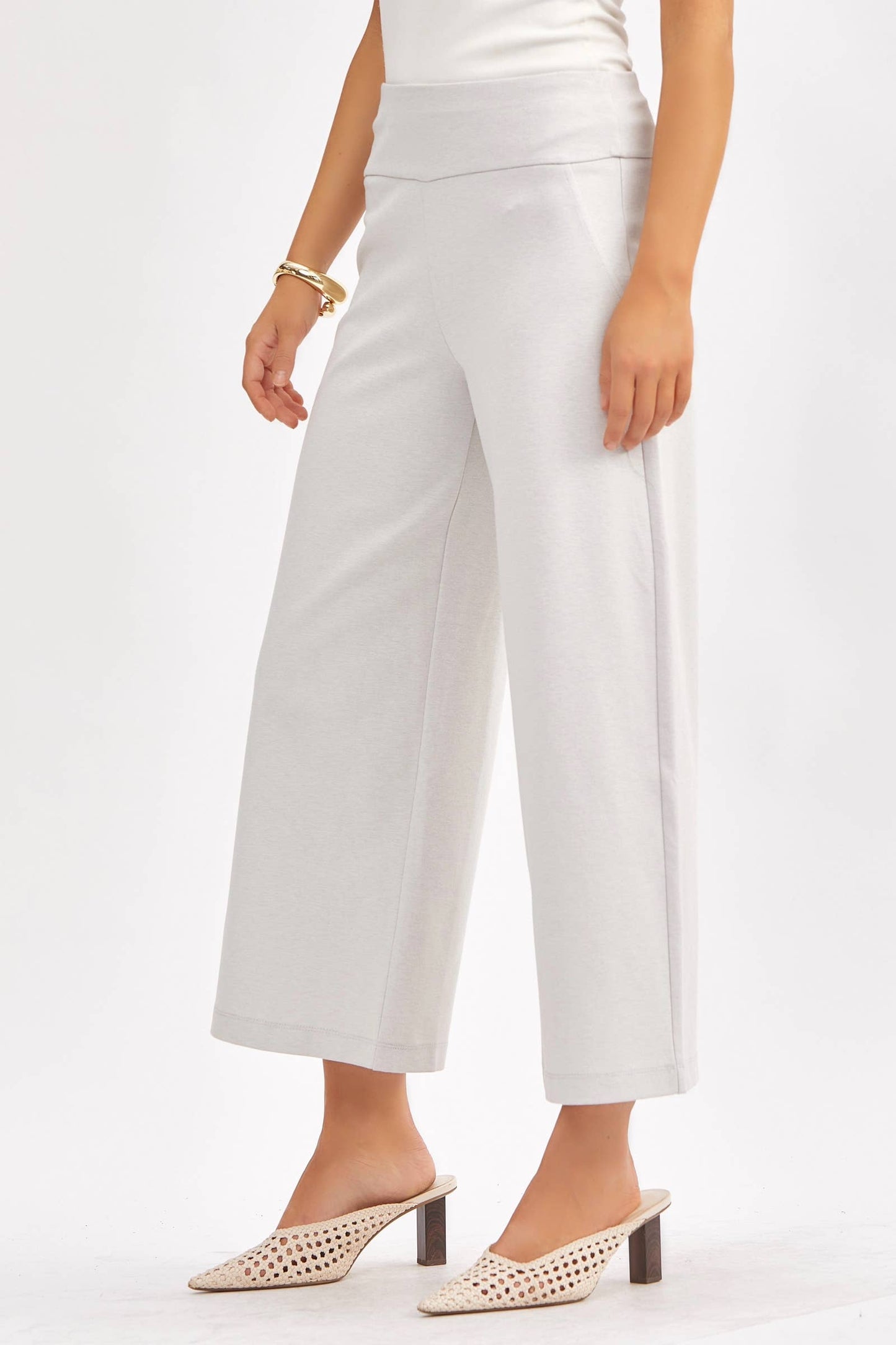 Dear Scarlett - Magic Wide Cropped Pants