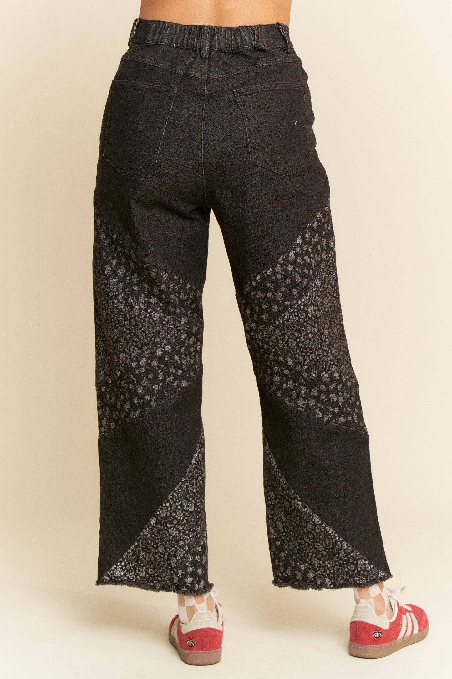 Davi & Dani - WIDE OPENING DENIM DITSY FLORAL AND PAISLEY PRINT