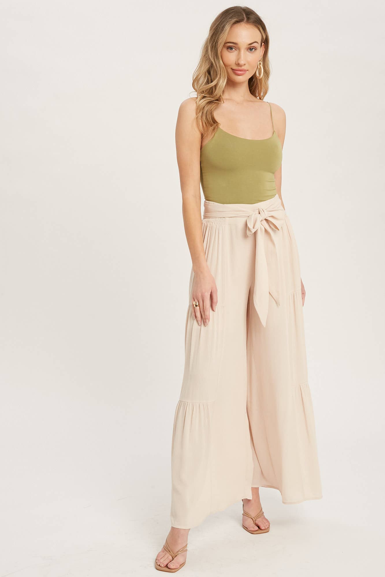 Bluivy - TIERED FLOWY WIDE-LEG PANTS