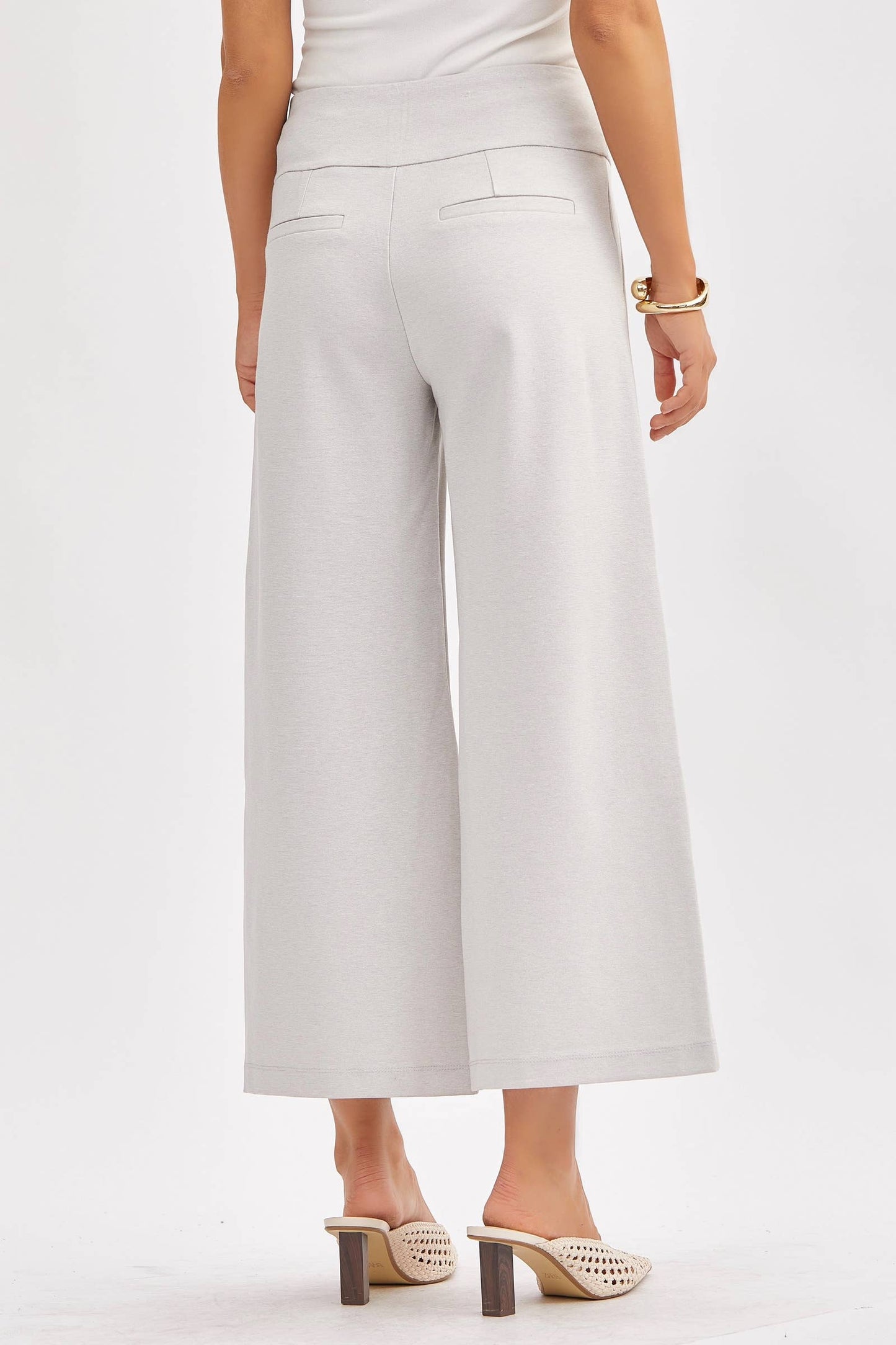 Dear Scarlett - Magic Wide Cropped Pants