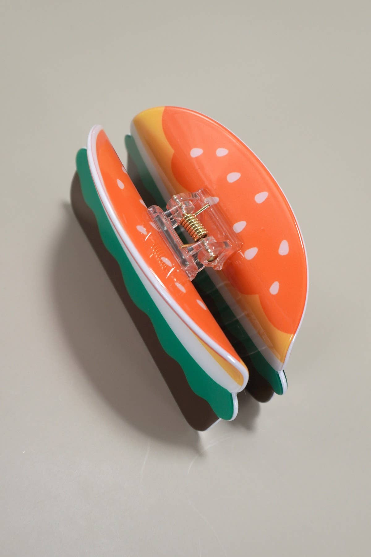 JOSSLYN by wall to wall - JUMBO LEMONADE BANANA HAMBURGER HAIR CLAW CLIPS | 40H843
