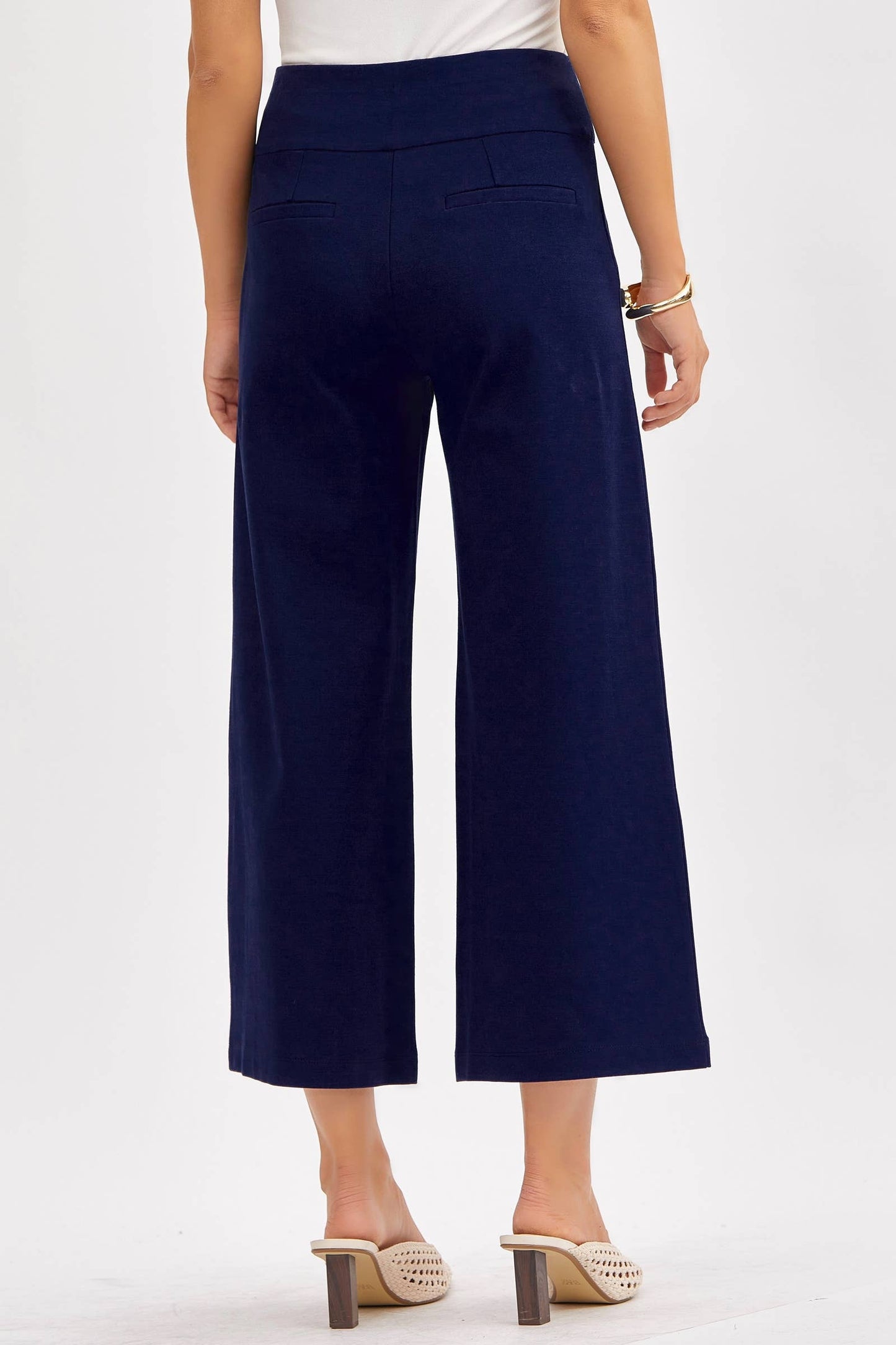 Dear Scarlett - Magic Wide Cropped Pants