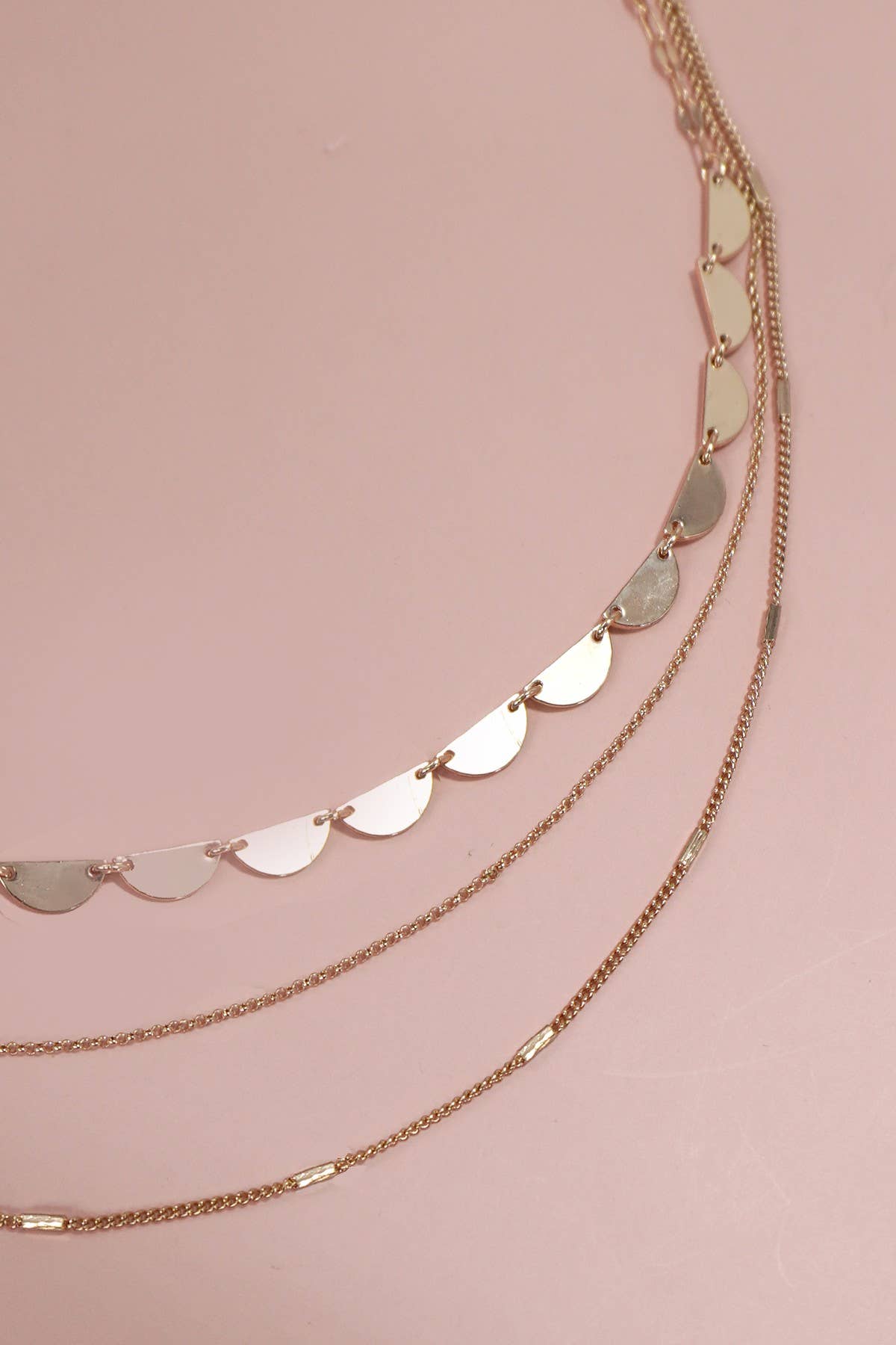JOSSLYN by wall to wall - TRIPLE LAYER BIB CHAIN GOLD NECKLACE | 80N1097