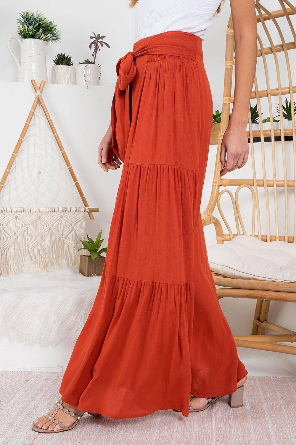 Bluivy - TIERED FLOWY WIDE-LEG PANTS