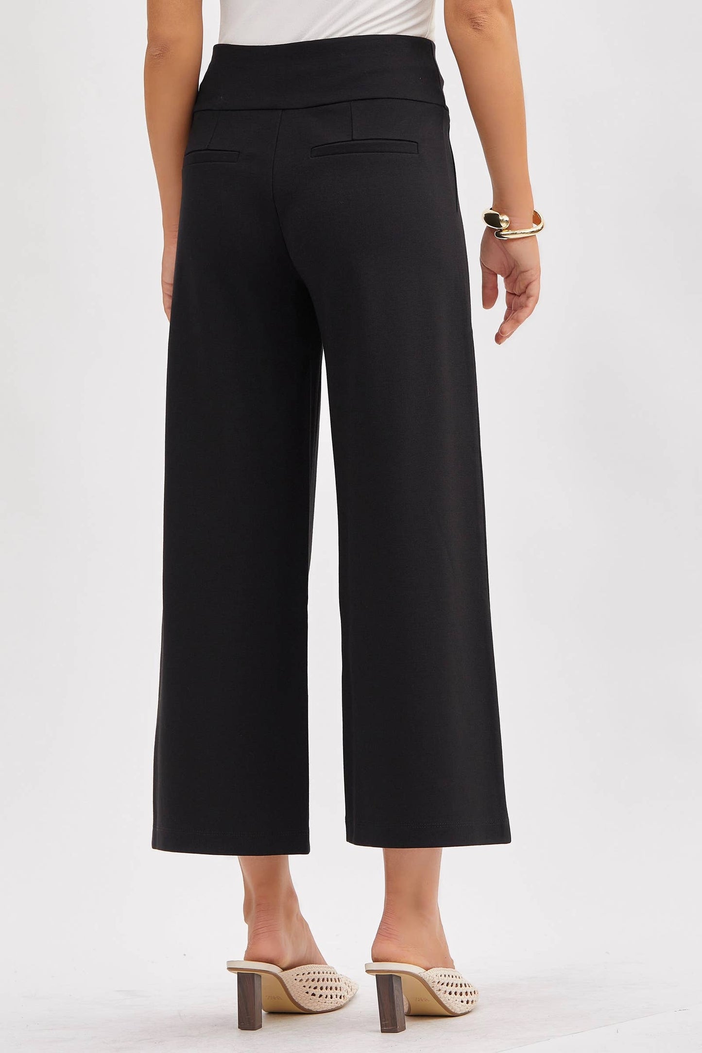 Dear Scarlett - Magic Wide Cropped Pants