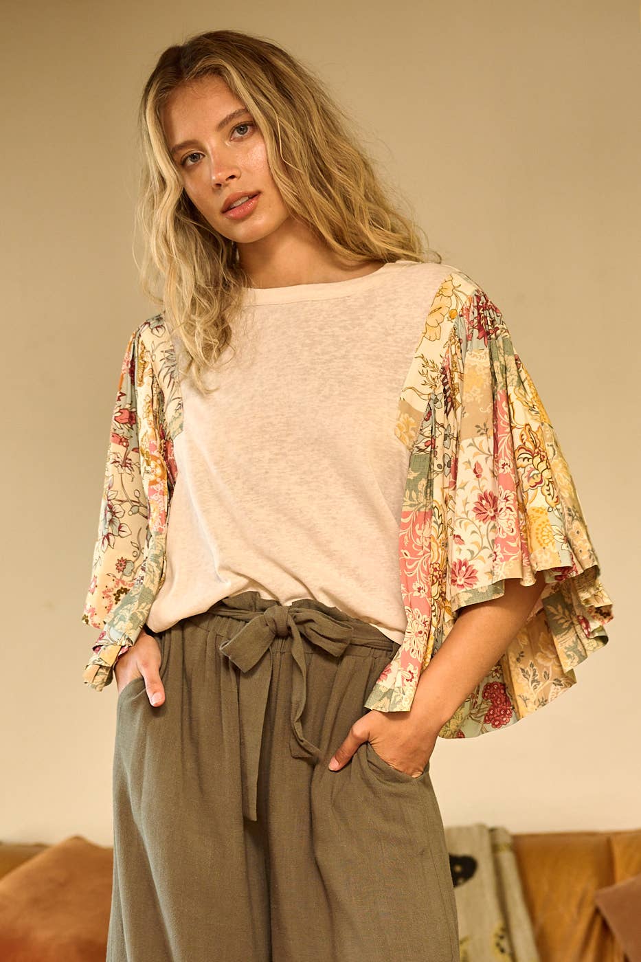 mittoshop - FLORAL PATCHWORK PRINT RUFFLE FLUTTER SLEEVE TOP