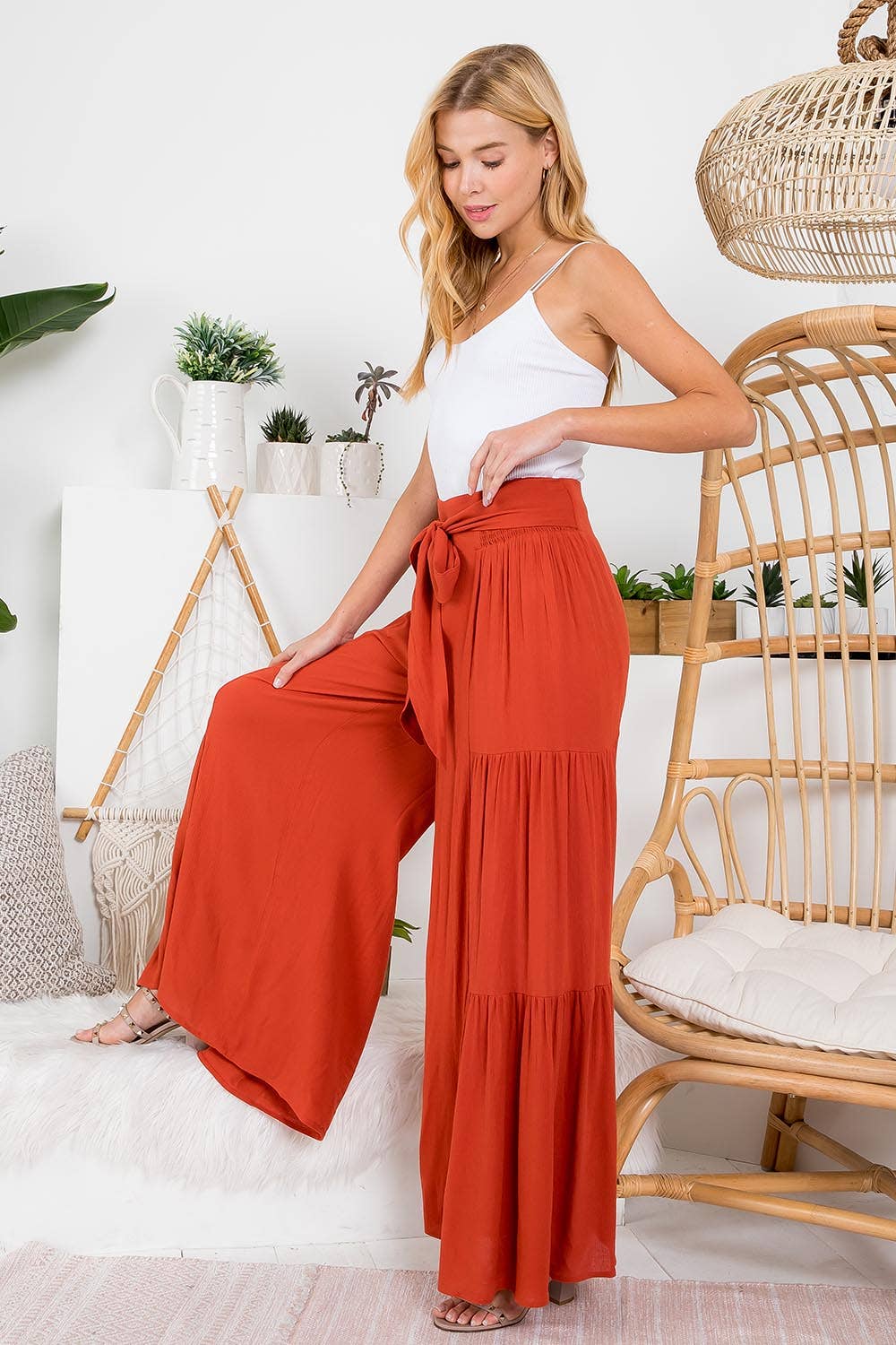 Bluivy - TIERED FLOWY WIDE-LEG PANTS
