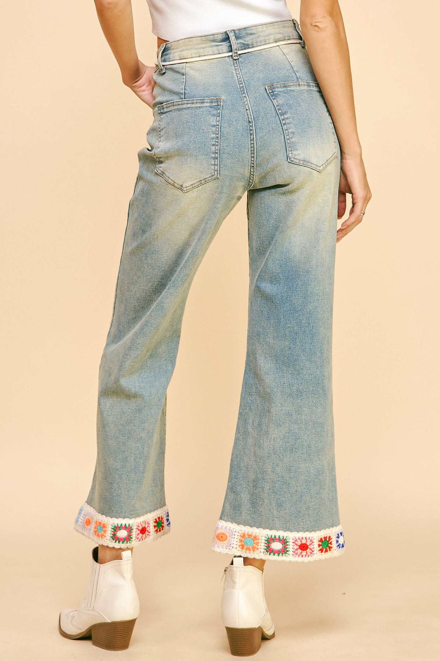 Davi & Dani - CROCHET TRIM STRAIGHT LEG DENIM JEANS