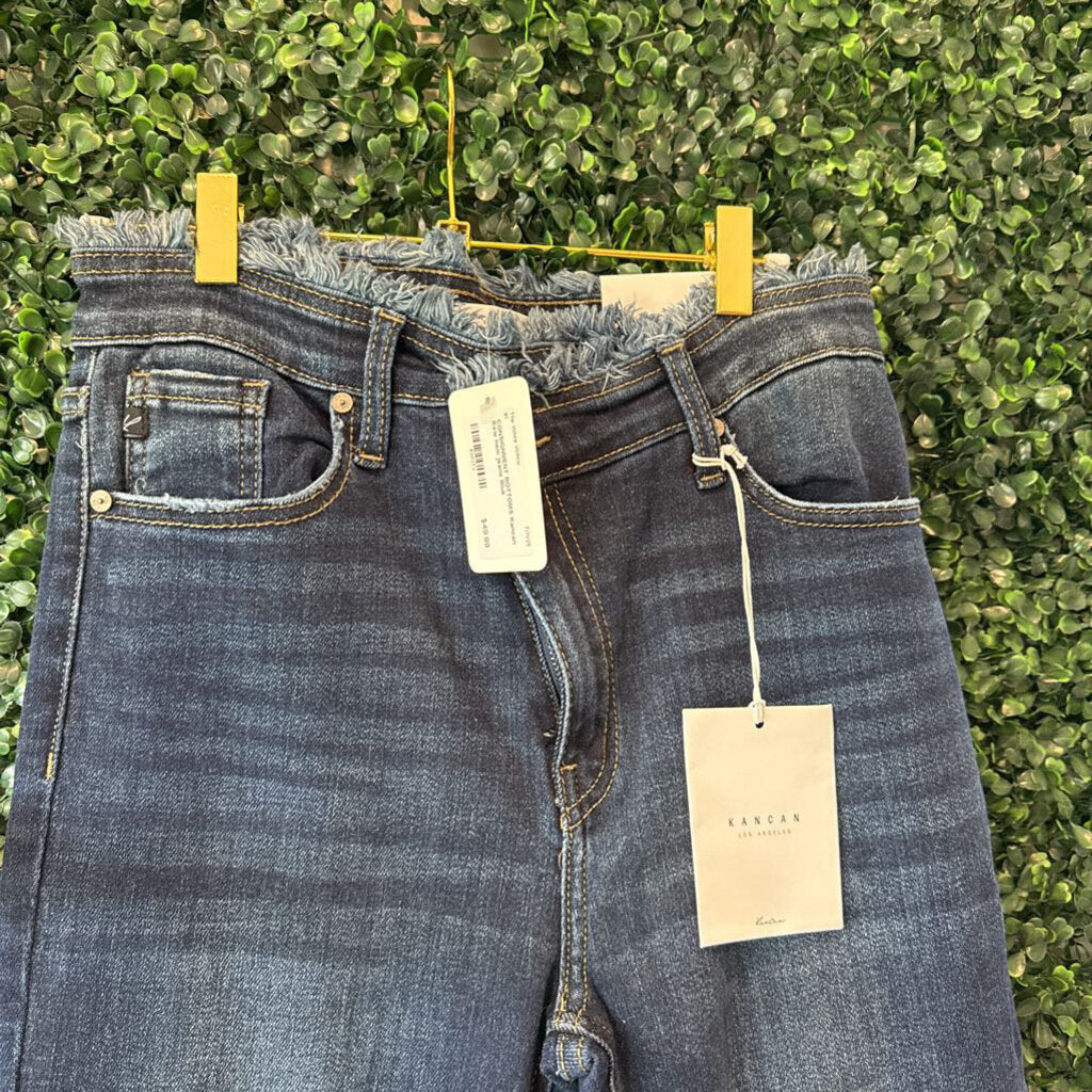 Raw hem jeans