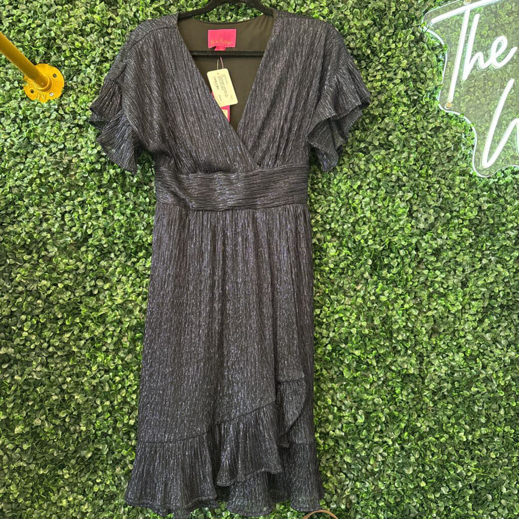 Short sleeve mid length glittery dress