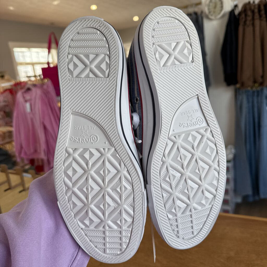 Converse pin stripe sneaker