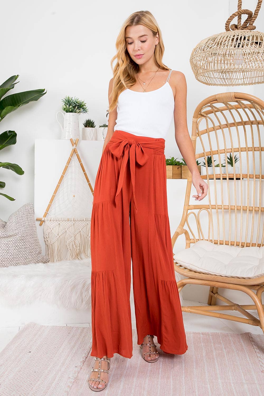 Bluivy - TIERED FLOWY WIDE-LEG PANTS