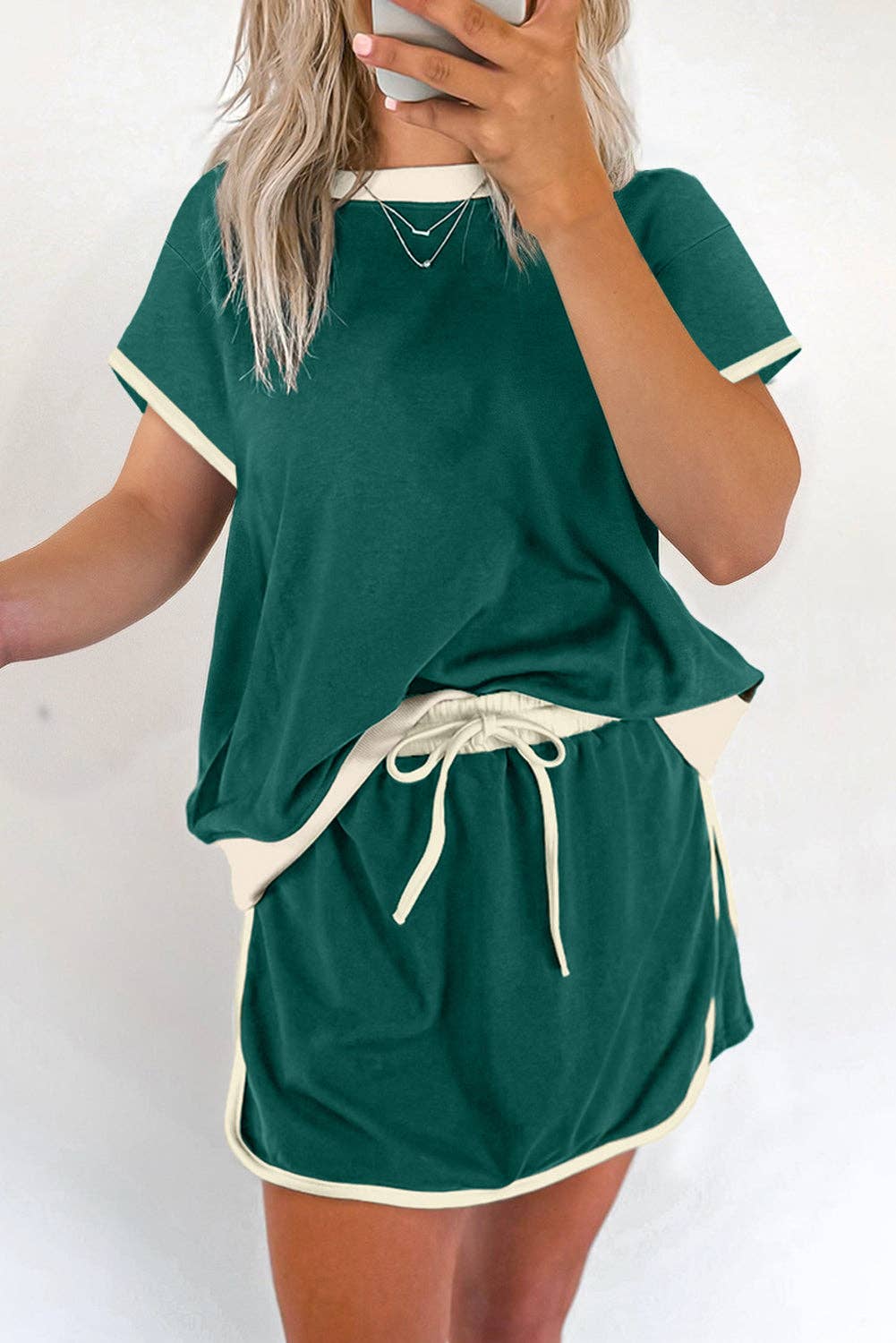 Lovesoft - Bonbon Colorblock Edge Drop Shoulder T Shirt and Skort 2Pcs Set
