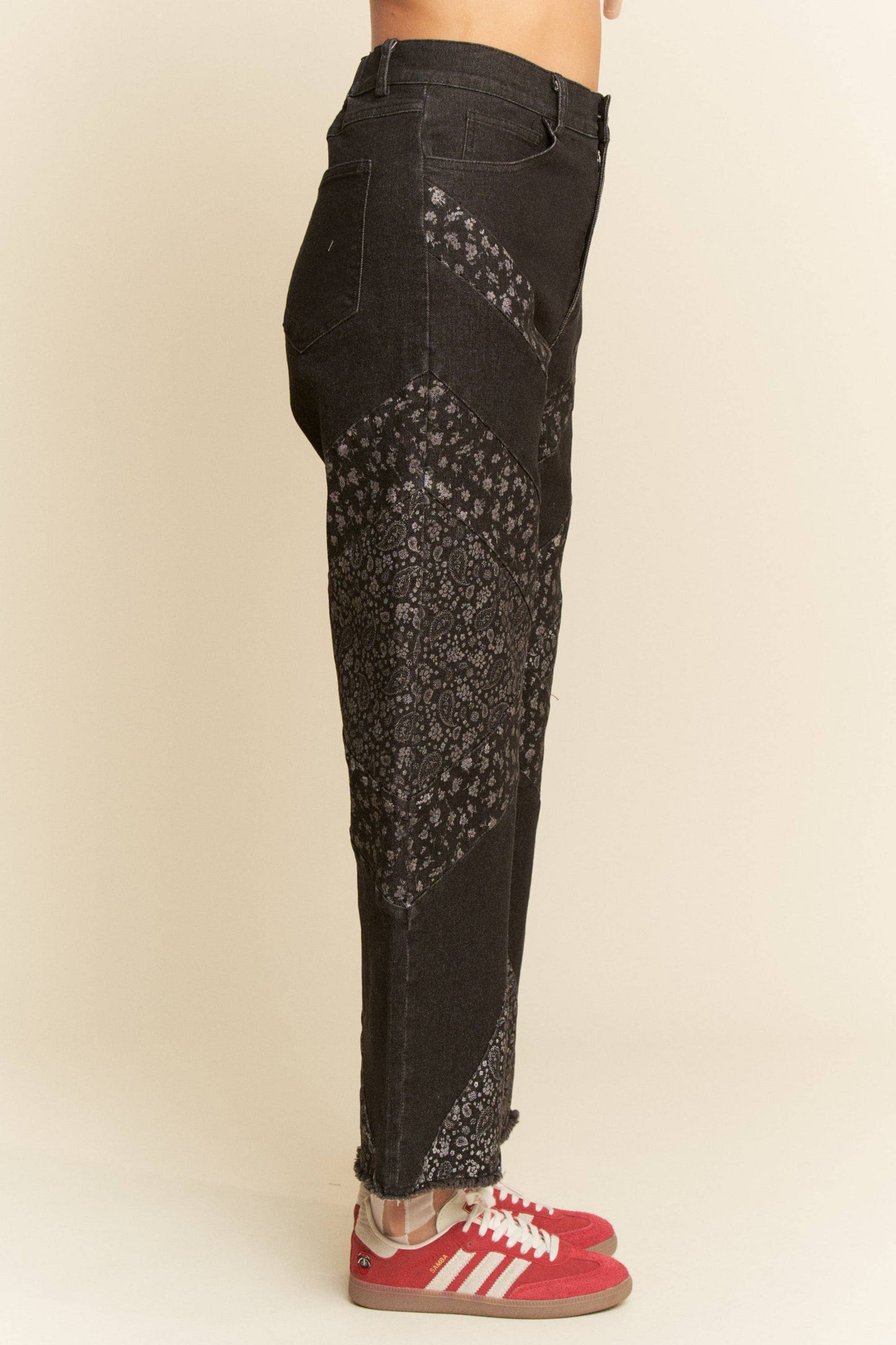Davi & Dani - WIDE OPENING DENIM DITSY FLORAL AND PAISLEY PRINT