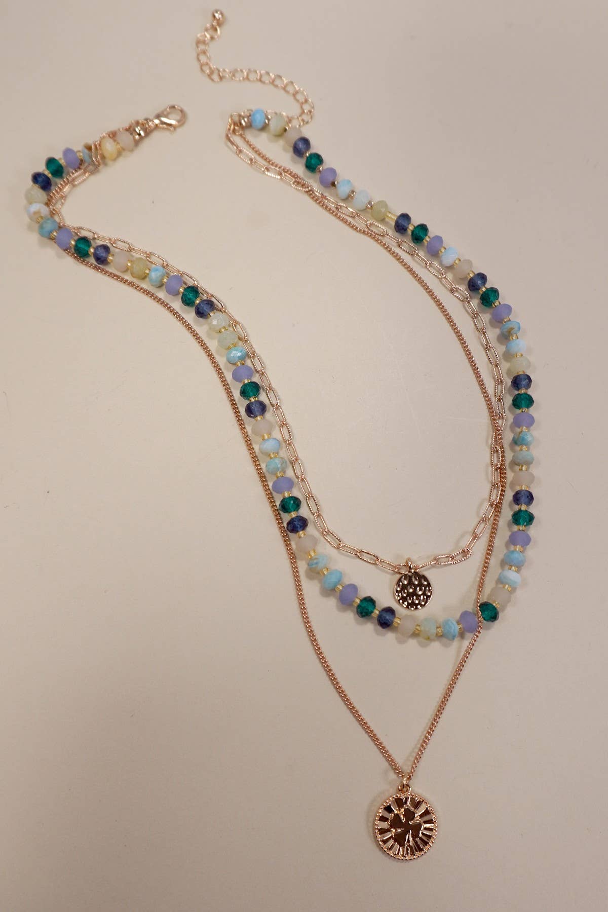 JOSSLYN by wall to wall - MULTI LAYERED BEADED CLOVER CHARM NECKLACE | 80N1245