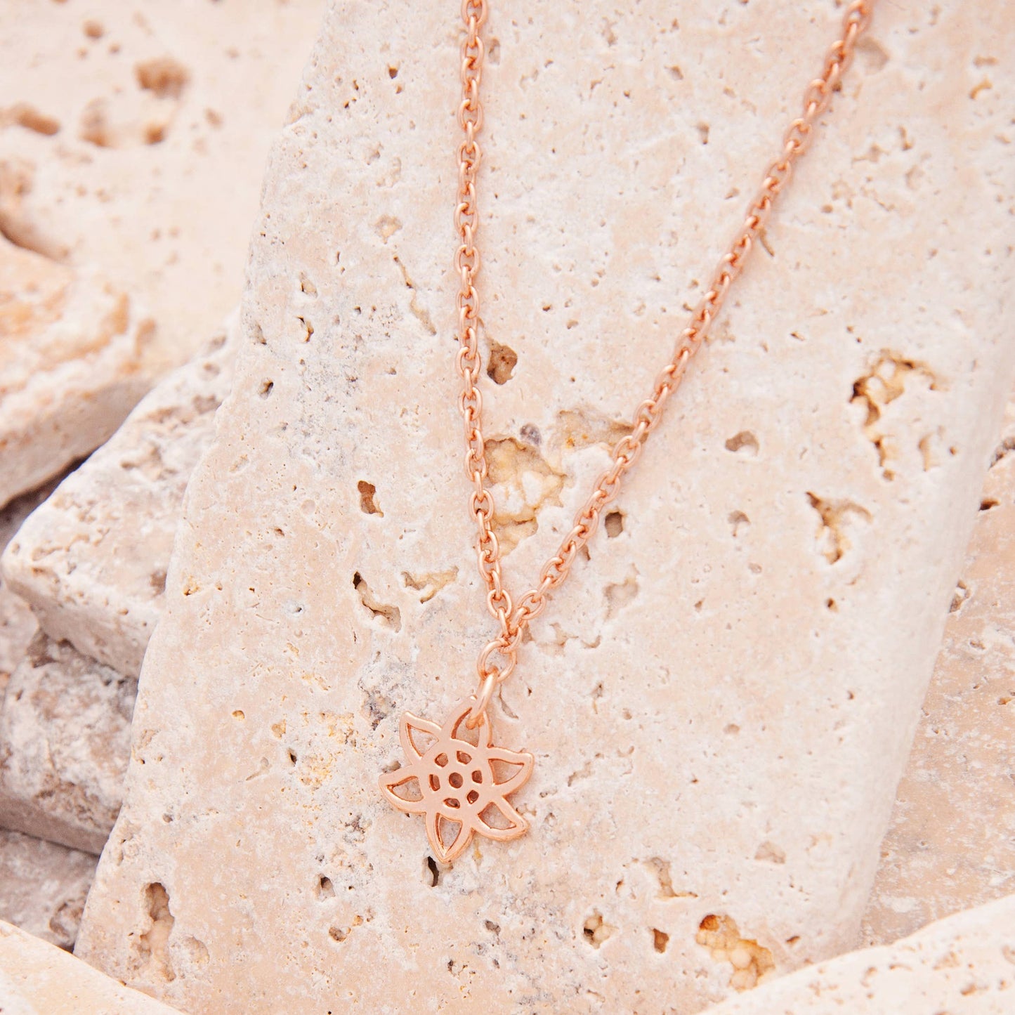 Chloe & Lex - SALE******Garden Grow Necklaces*****Set of 12
