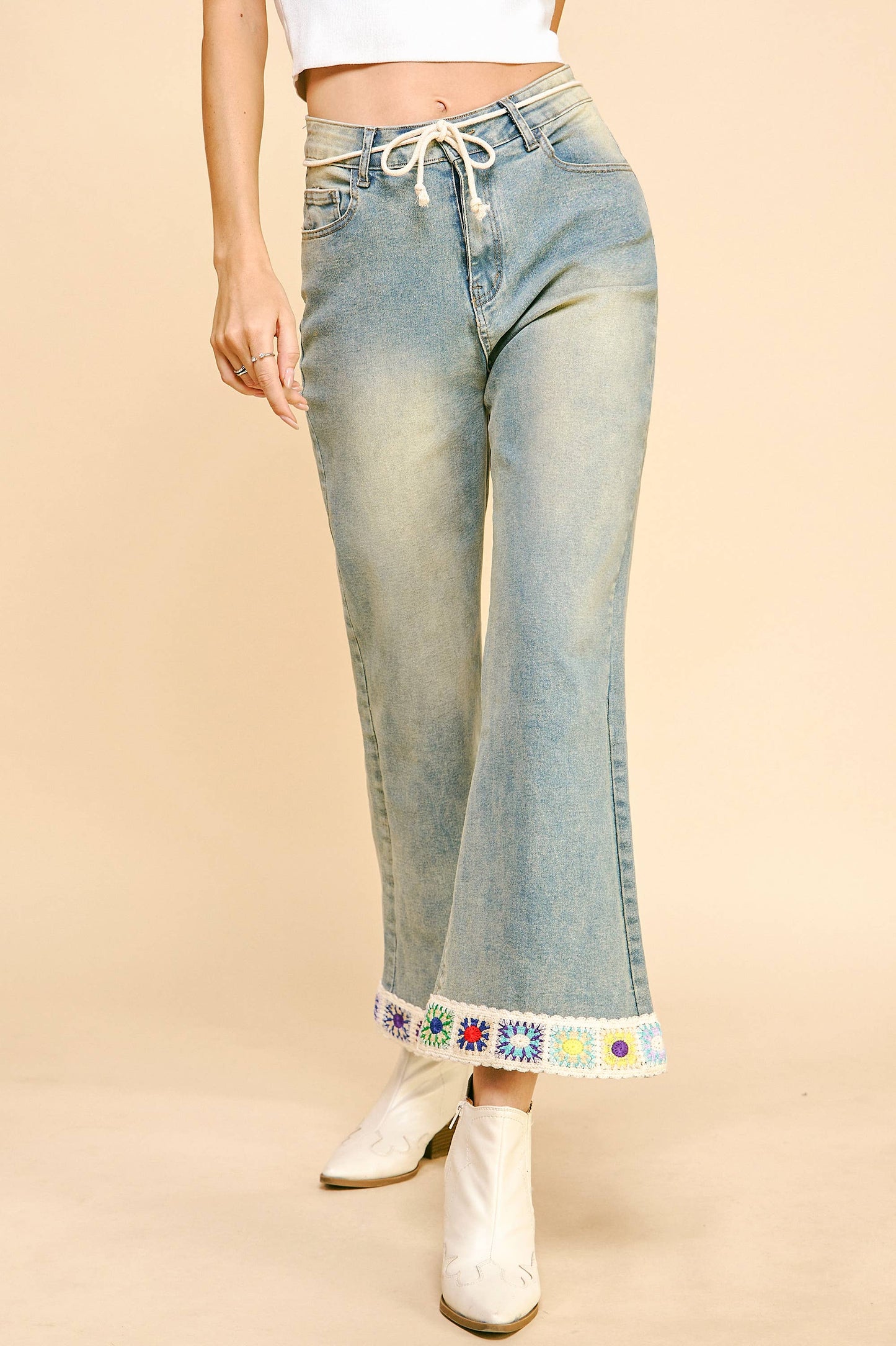 Davi & Dani - CROCHET TRIM STRAIGHT LEG DENIM JEANS