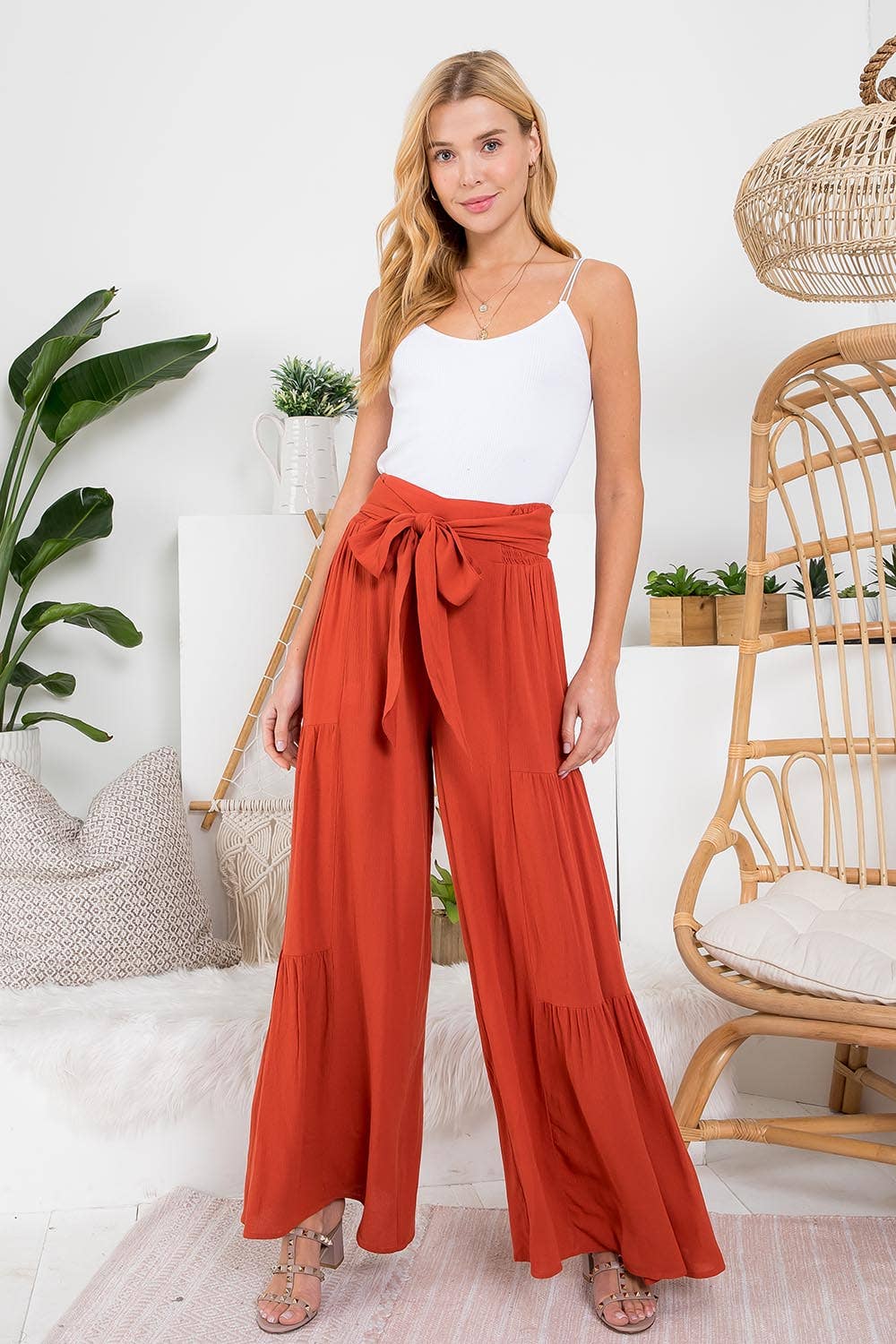 Bluivy - TIERED FLOWY WIDE-LEG PANTS