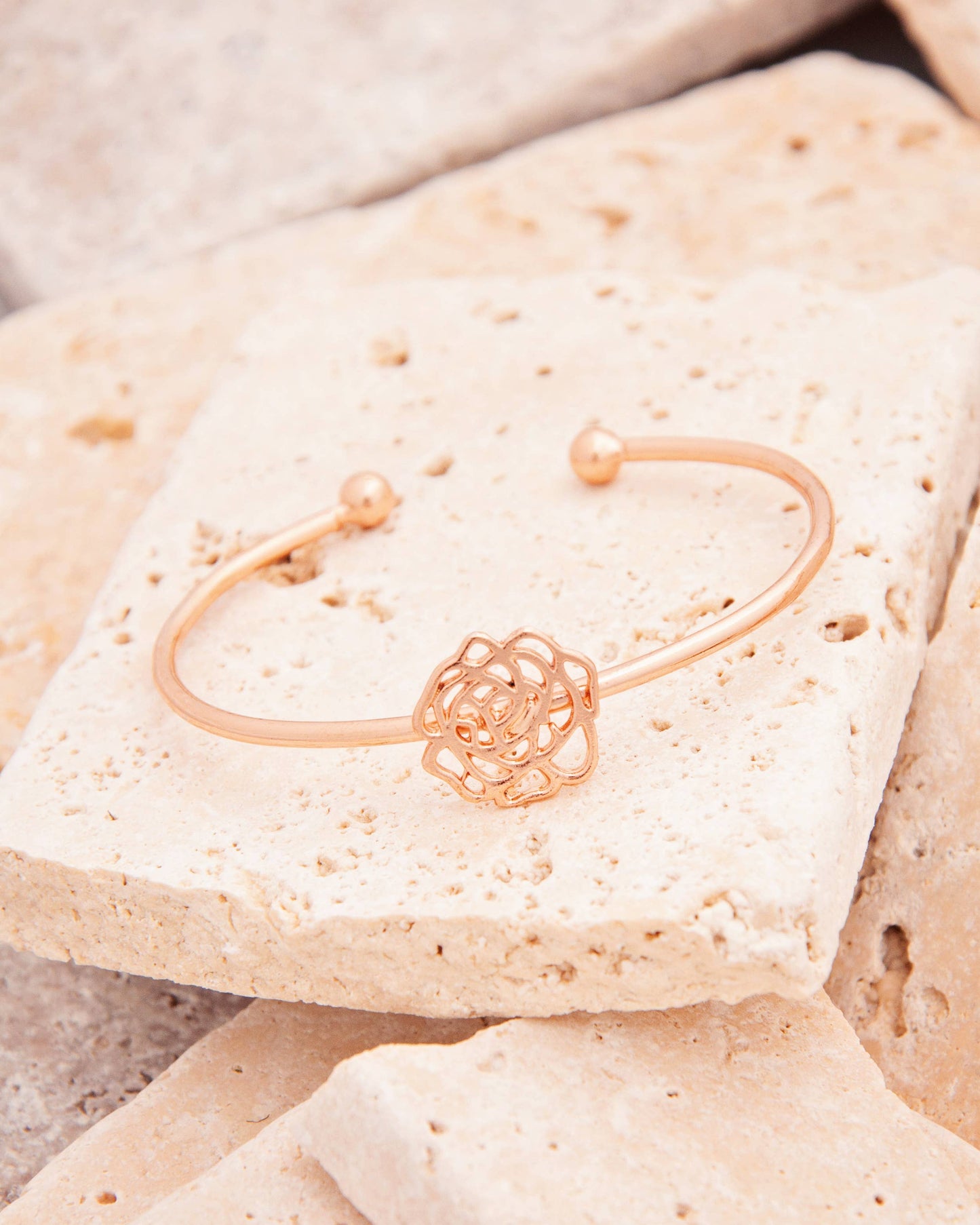 Chloe & Lex - Set of 12 Flower of the Month Bracelet Pak Jewelry Set