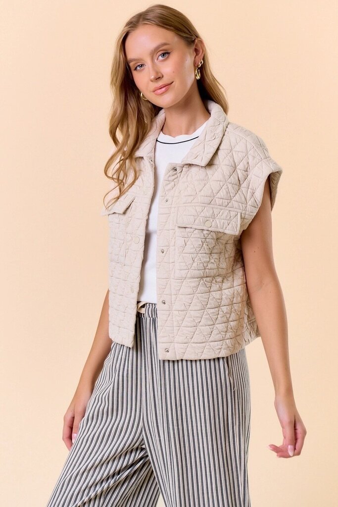 Quilted Point Collar Flap Patched Pocket Vest