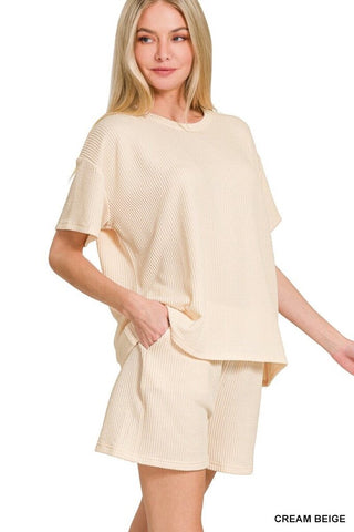 Ribbed round neck tee