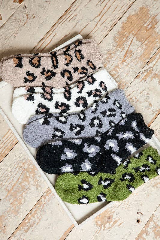 JOSSLYN by Wall to Wall - WARM CORAL FLEECE PLUSH ANIMAL FUZZY SOCKS | 40S02045