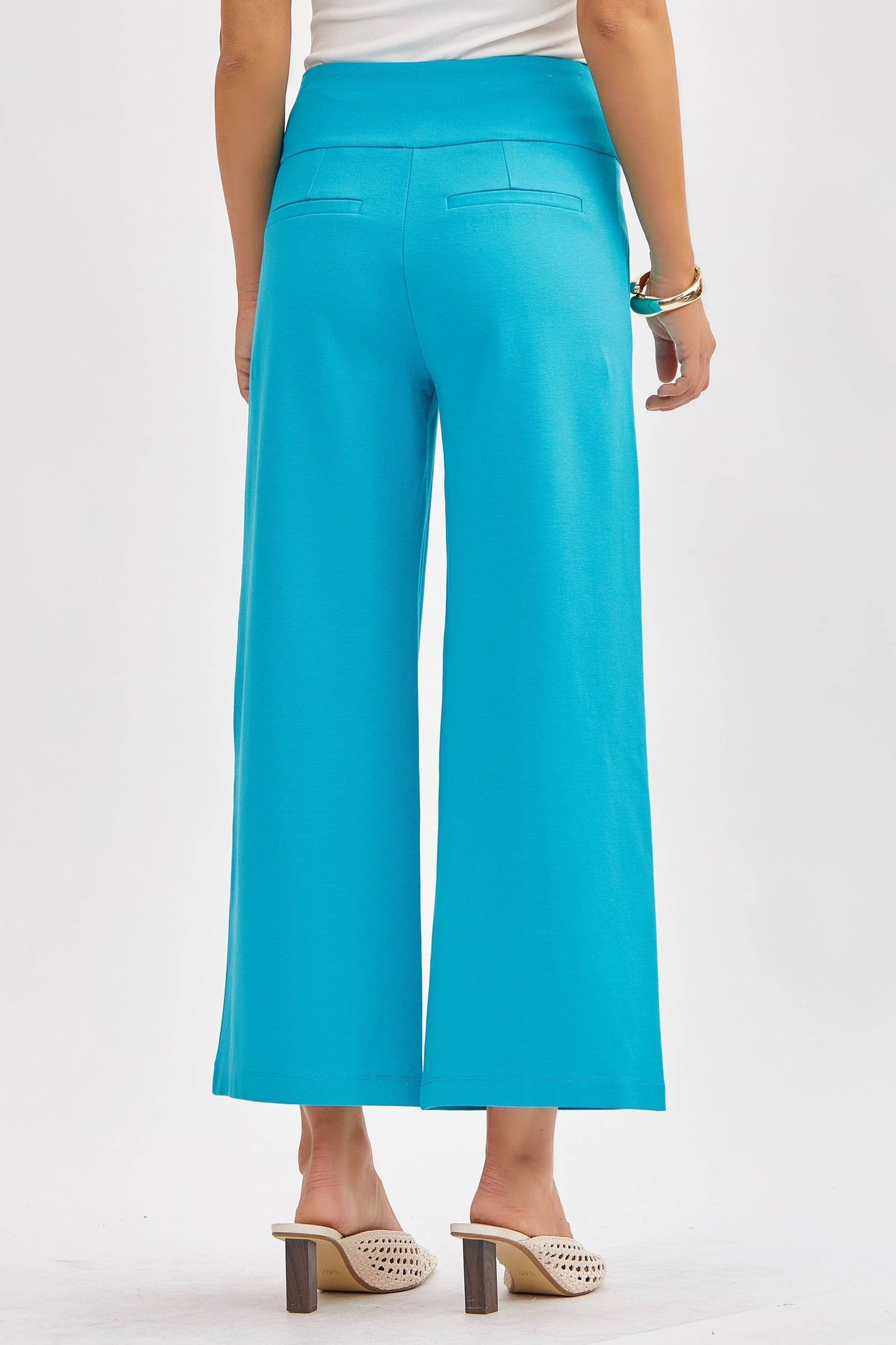Dear Scarlett - Magic Wide Cropped Pants