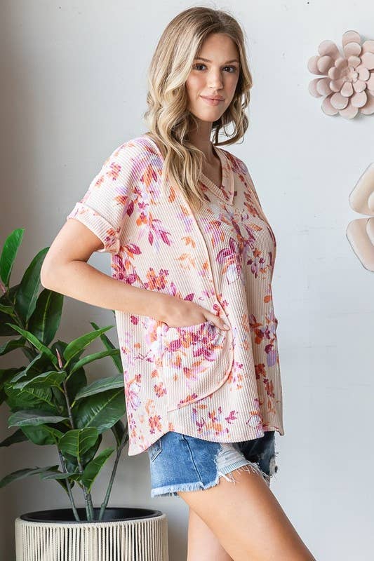 HEIMISH - ET7795-13 SHORT SLEEVE V NECK URBAN RIBBED FLROAL PRINT TOP