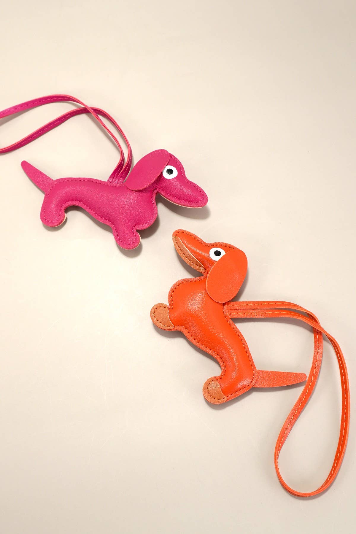JOSSLYN by Wall to Wall - TRENDING VEGAN LEATHER DOG BAG CHARM KEYCHAINS | 40KC112