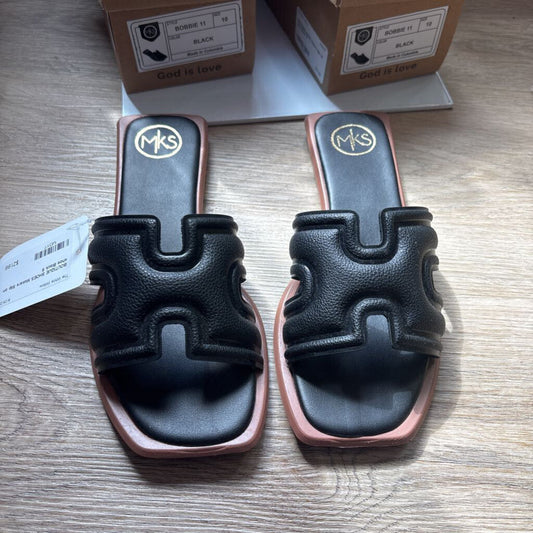 Slip on shoe