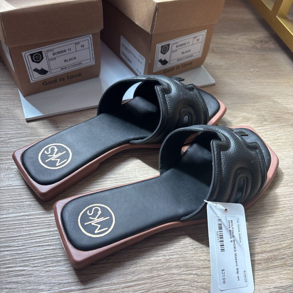 Slip on shoe