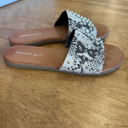Studded slip on