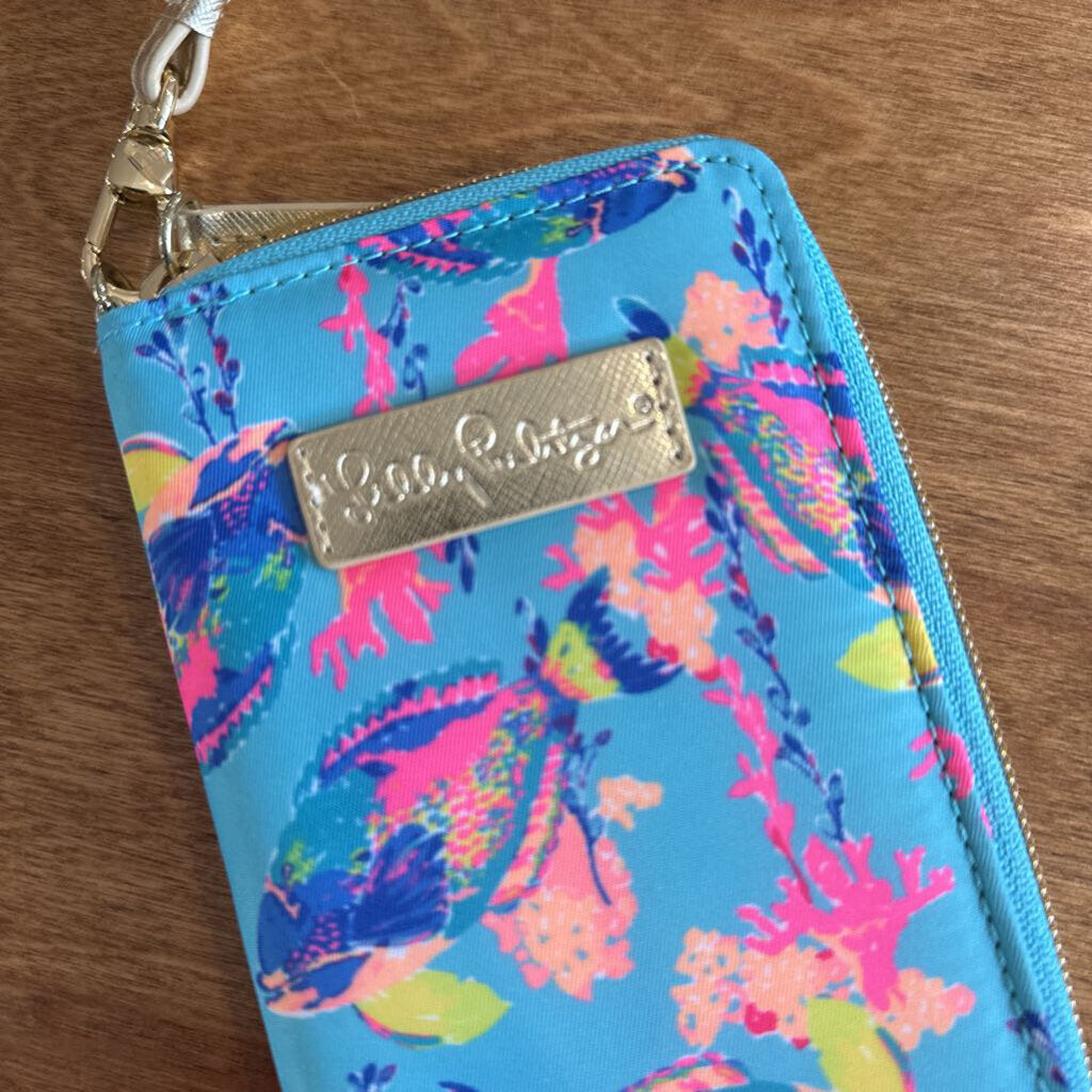 Nylon wristlet