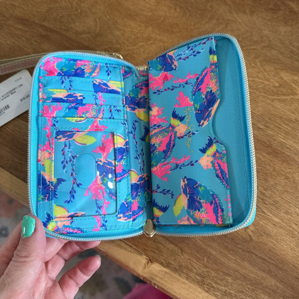 Nylon wristlet