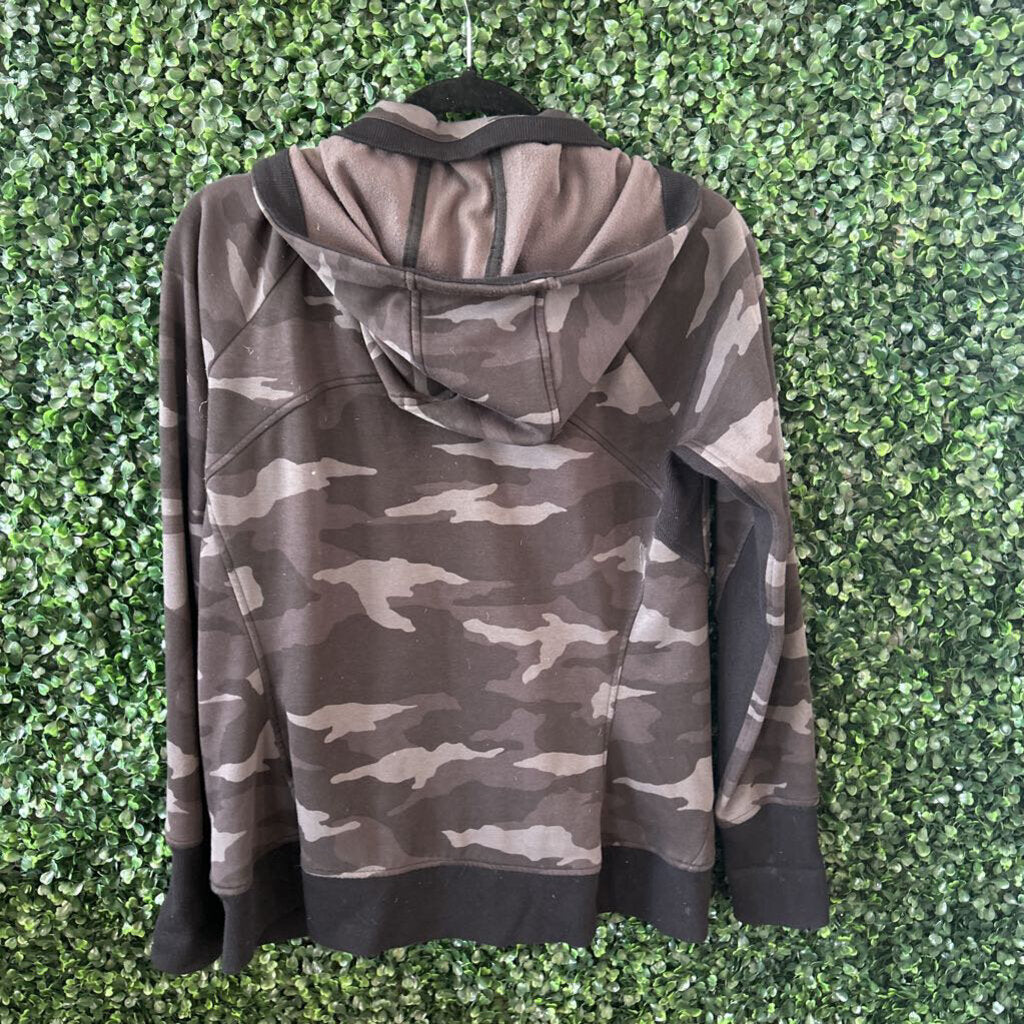 Black Camo Zip Up Hoodie