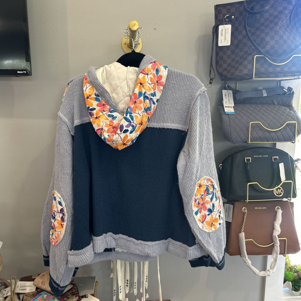 Long sleeve color block button up