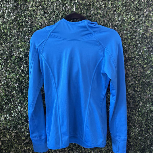 Long sleeve w/ hood