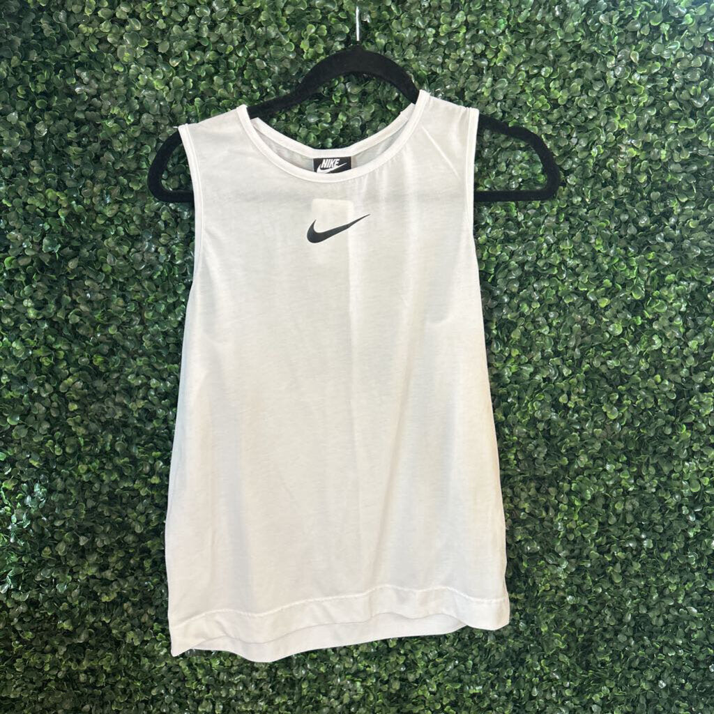 Sleeveless NIKE tank