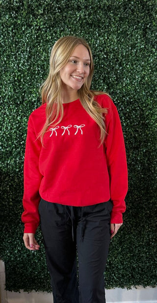 Bow embroidered crewneck