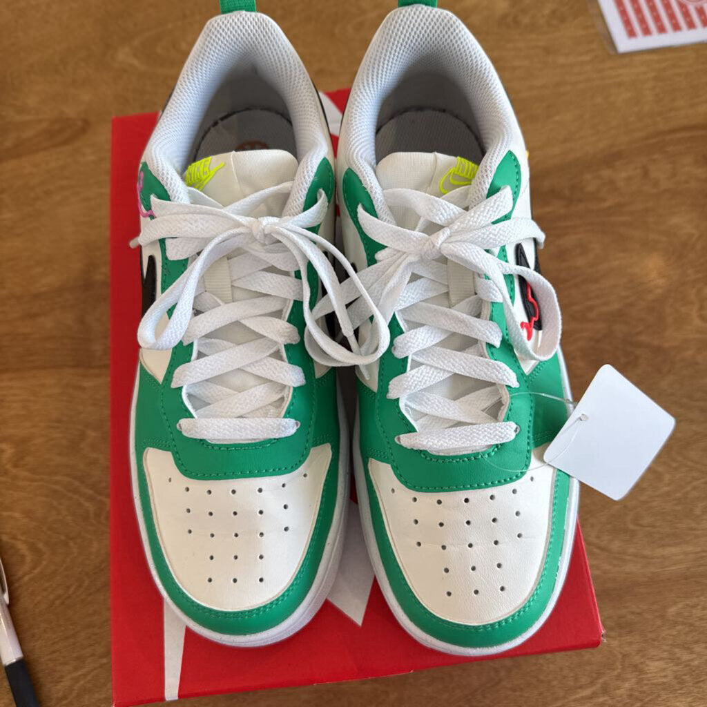 Nike kids court Borough