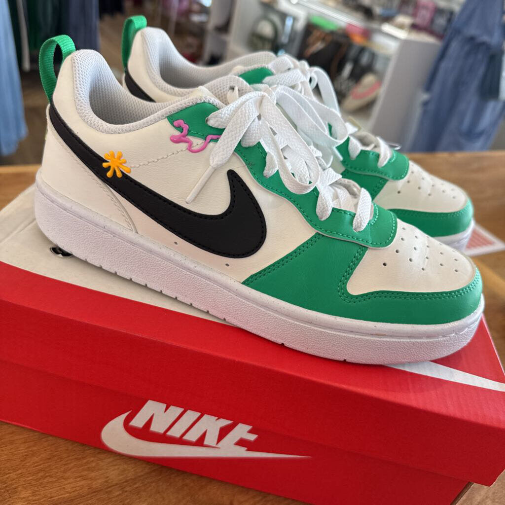 Nike kids court Borough