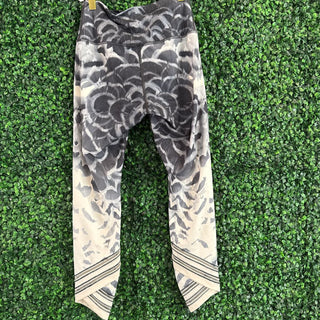 Gray and white Circle Legging