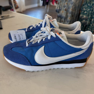 Pacific Sneakers