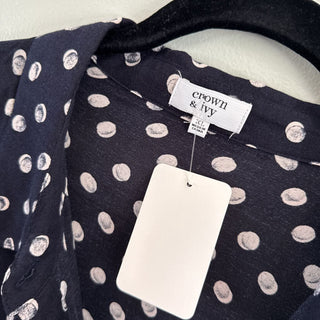 Long sleeve polka dot button up top
