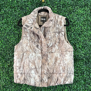 Camo puff vest