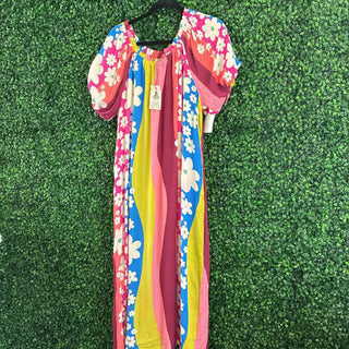 Short sleeve floral maxi dress