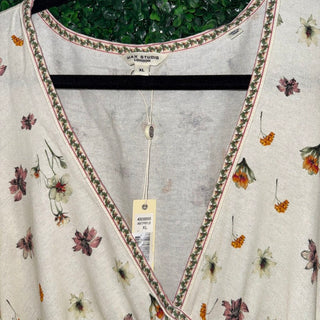 Plunge V neck floral puff sleeve linen blend dress