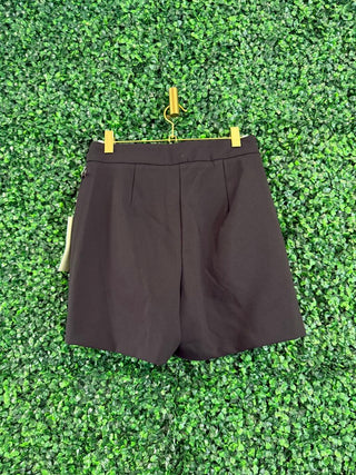 Rachel Zoe black pull-on shorts, button detail