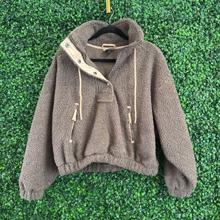 Long sleeve fleece pullover