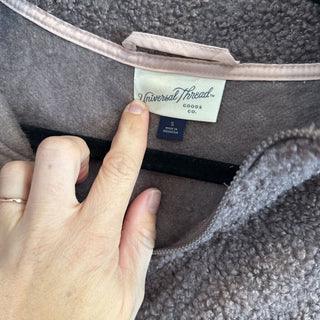 Long sleeve fleece pullover